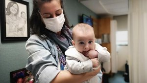 Doğuma günler kala koronavirüse yakalandı, bebeği negatif çıktı