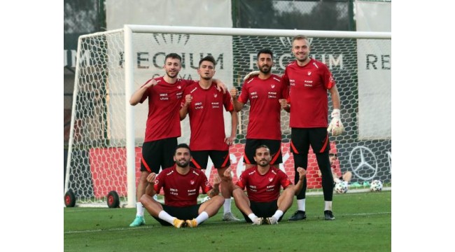 A Milli Futbol Takımı, hazırlıklarına devam etti