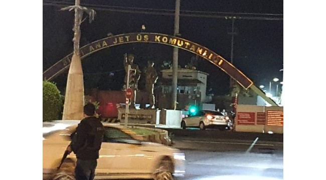 Diyarbakır'da 8'inci Ana Jet Üs Komutanlığı'na maket uçaklarla saldırı girişimine 1 gözaltı