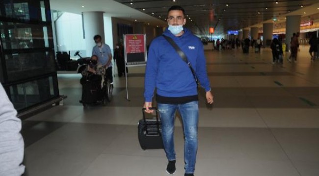 Oussama Tannane transfer görüşmeleri için İstanbul'da