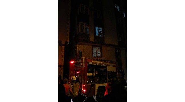 Şişli'de 8 katlı apartmanda yangın paniği