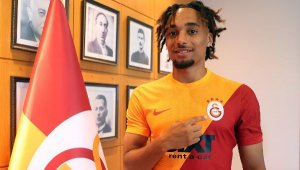 Galatasaray'ın yeni sağ beki Boey: Kendimi yeniden doğmuş gibi hissediyorum