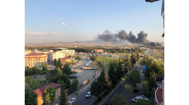 Kahramanmaraş'ta tekstil fabrikasında endişelendiren yangın