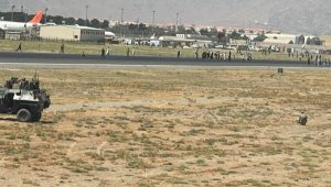 Afganistan'dan gelen Türkler Kabil Havalimanı'nda yaşananları görüntüledi