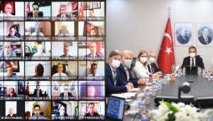 Bakan Özer'den afet bölgelerinde 'eğitim' açıklaması