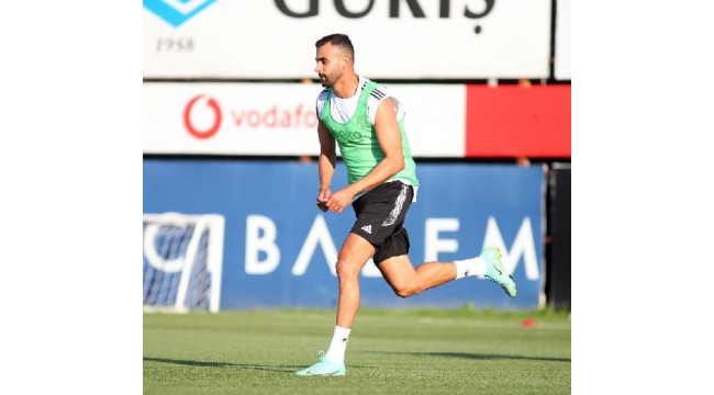 Beşiktaş'ta Ghezzal, Çaykur Rizespor maçının kadrosuna alındı