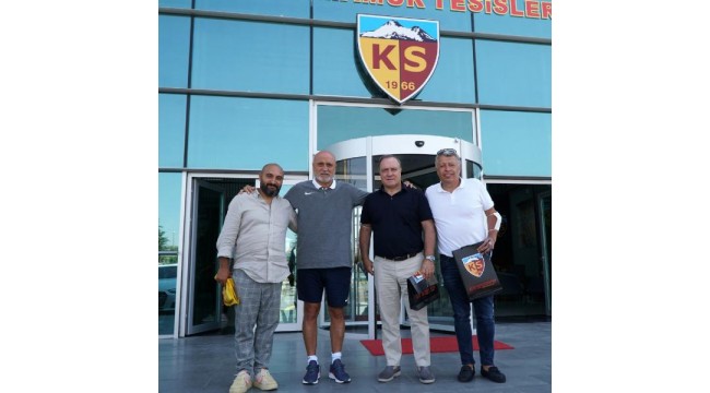 Hollandalı teknik direktör Dick Advocaat'tan Hikmet Karaman'a ziyaret