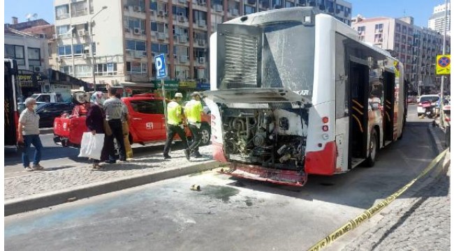 İzmir'de belediye otobüsünde yangın