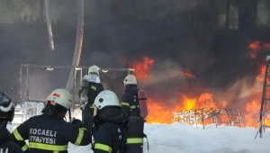 Kullanılmayan fabrikanın deposunda yangın çıktı: 5 gözaltı
