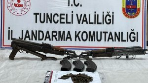 Tunceli'de teröristlere ait 2 sığınak imha edildi