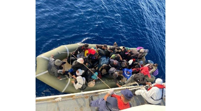 Marmaris açıklarında 46 kaçak göçmen kurtarıldı