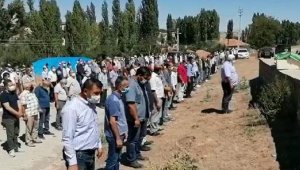 Tren kazasında ölen forklift operatörü Kayseri'de toprağa verildi