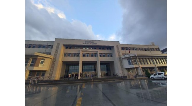 Akaryakıt davasında Çanakkale Belediye Başkanı Ülgür Gökhan beraat etti